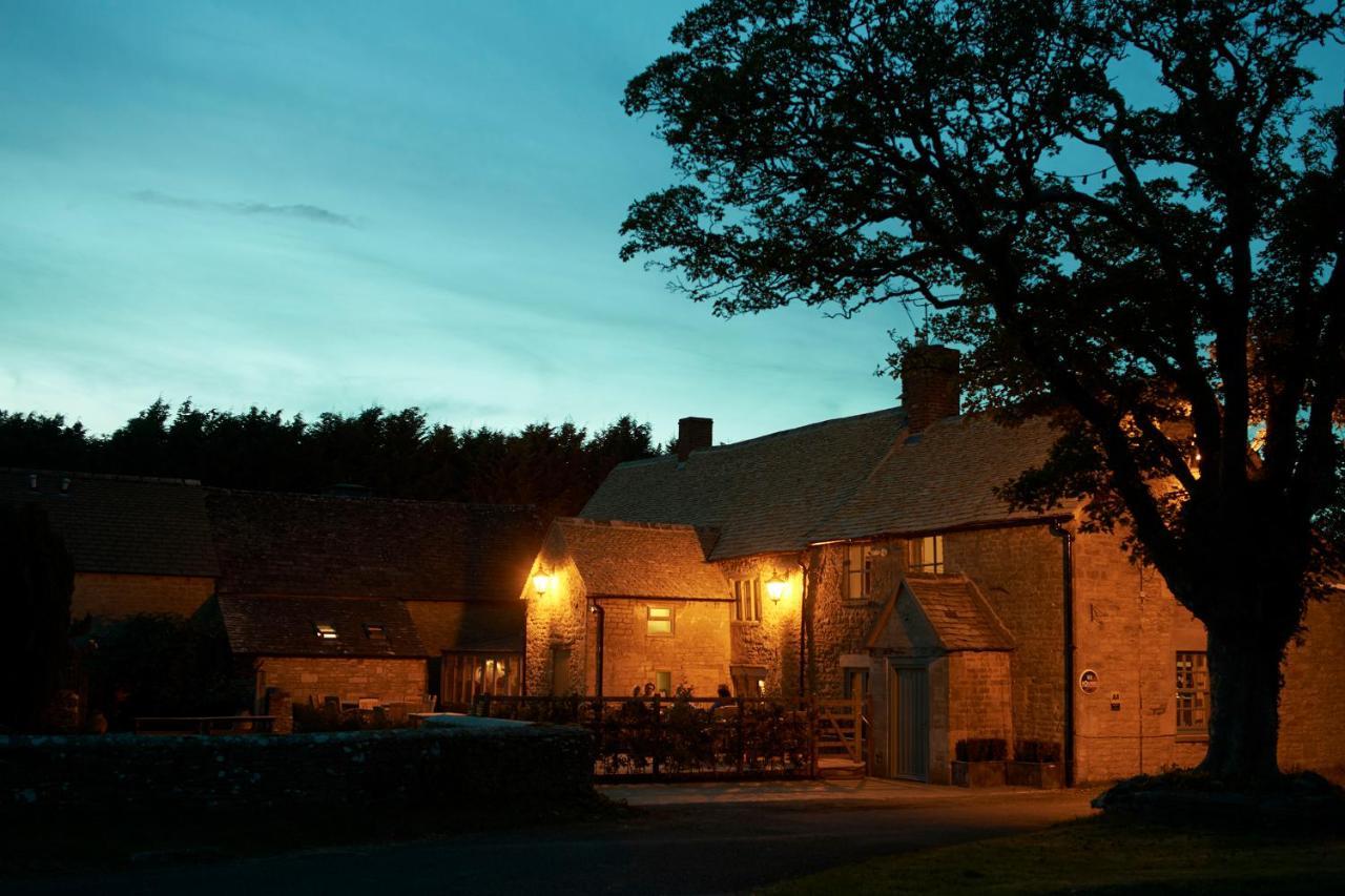 Hotel The Stump Cirencester Exterior foto